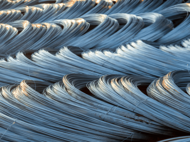 Porovnání metod kalení nerezové oceli s ohledem na kalicí prostředí