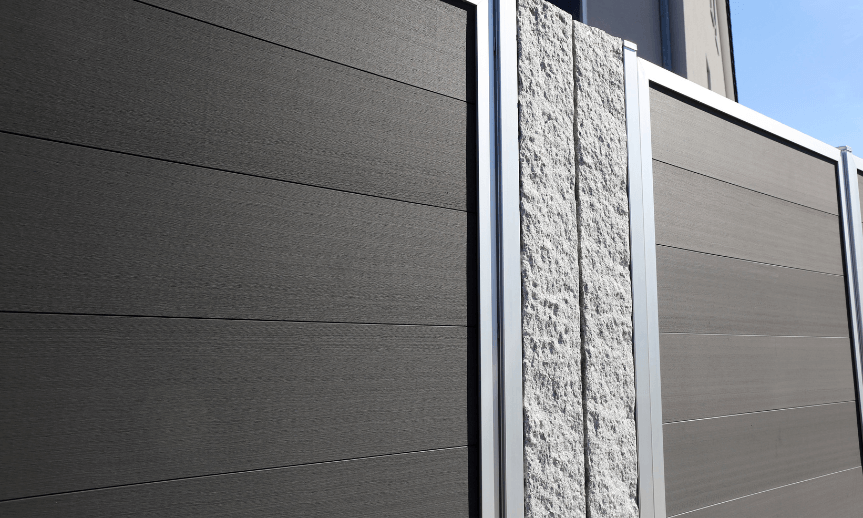 Moderní plotové výplně = funkční design, který dává domu tvář