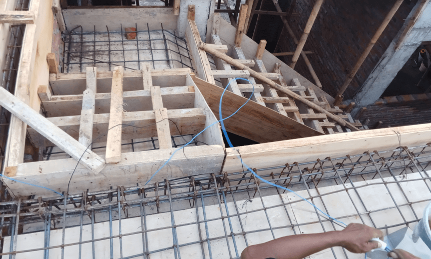 Jak na vyztužení schodiště: Postup, tipy a úsporná řešení