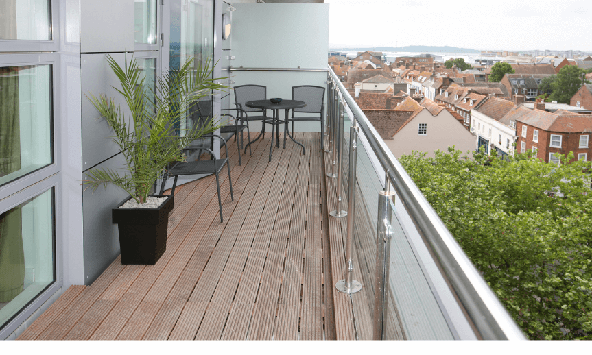 vyber-zabradli-na-balkon-atreon